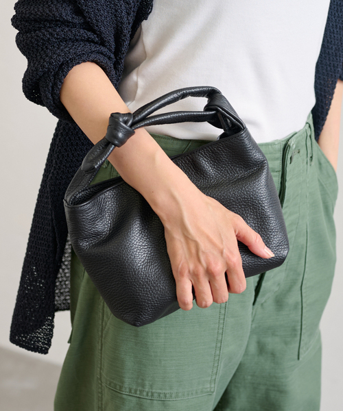 FRAMeWORK(フレームワーク)の「AULENTTI/オウレンティ ハンドルスライドミニバッグ(ハンドバッグ・レディース・ベージュ/ブラック・FREE)」の10枚目の写真