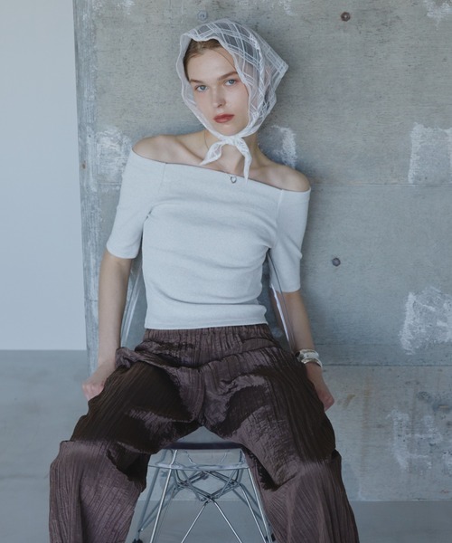 Aunt Marie's(アントマリーズ)の「トライアングルレーススカーフ(バンダナ/スカーフ・レディース・ホワイト/ブラック/ブルー・FREE)」の9枚目の写真