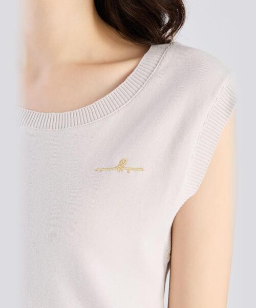 セール】”b.” ロゴ刺繍 コットンニット ベスト ”Ovaline