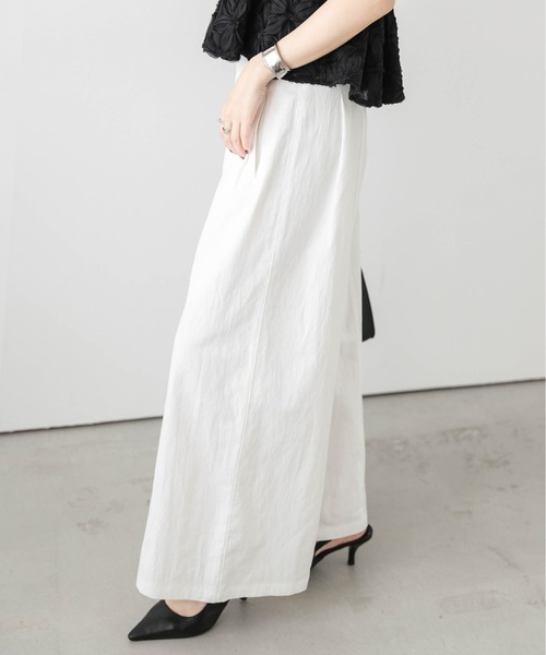 Lajour(ラジュール)の「日本製 ワイドツイルパンツ(その他パンツ・レディース・ベージュ/ホワイト/チャコールグレー/インディゴブルー・M/L)」の19枚目の写真
