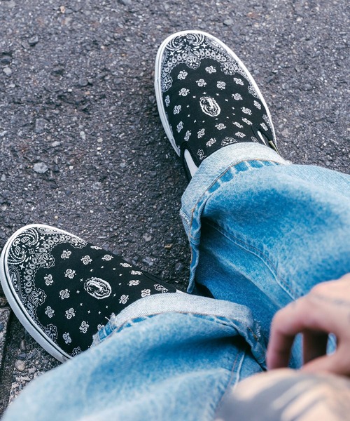 Subciety(サブサエティ)の「Bandanna maria slip-on(スリッポン・メンズ・ブラック×ブラック/ブラック×ホワイト・SMALL/X-LARGE/LARGE/MEDIUM)」の13枚目の写真