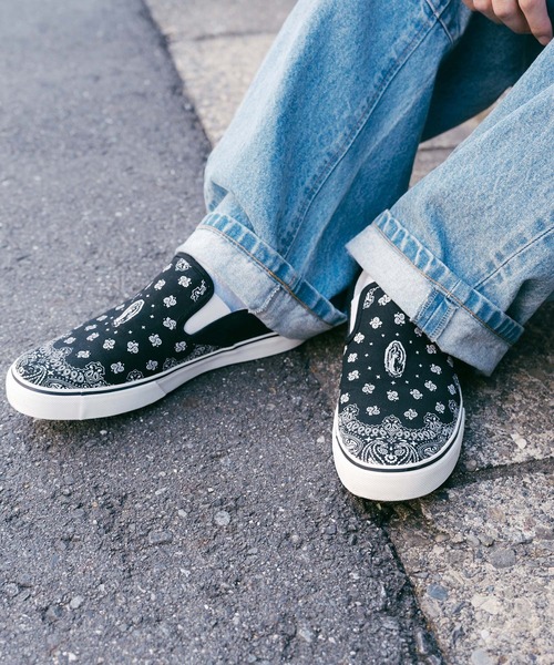 Subciety(サブサエティ)の「Bandanna maria slip-on(スリッポン・メンズ・ブラック×ブラック/ブラック×ホワイト・SMALL/X-LARGE/LARGE/MEDIUM)」の14枚目の写真