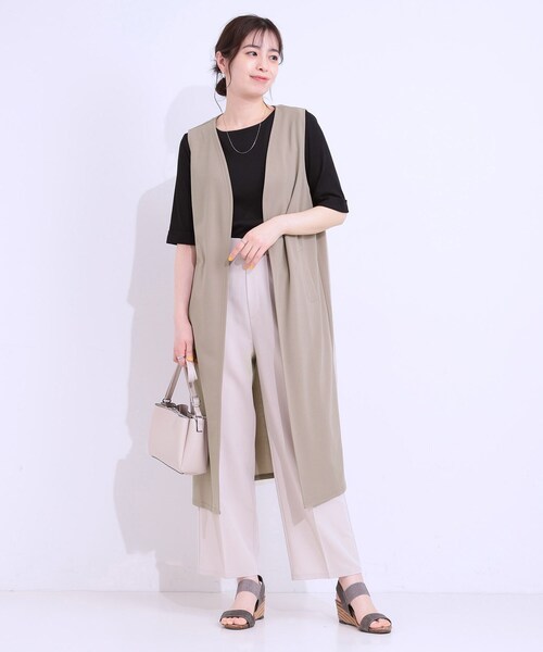 SHOO・LA・RUE(シューラルー)の「旬を取り入れながら体型カバー ボタンレスエアリージレ(ベスト・レディース・ブラック/ブラウン系/ライトグリーン・04/03/02/01)」の12枚目の写真