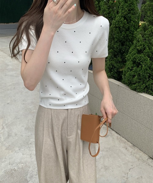 Girly Doll(ガーリードール)の「クルーネックドット半袖ニット(Tシャツ/カットソー・レディース・ホワイト/ブラック/ベージュ/グレー・FREE)」の10枚目の写真