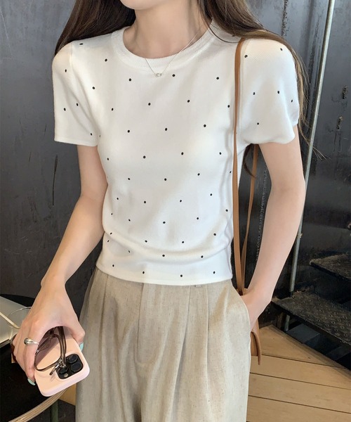 Girly Doll(ガーリードール)の「クルーネックドット半袖ニット(Tシャツ/カットソー・レディース・ホワイト/ブラック/ベージュ/グレー・FREE)」の13枚目の写真