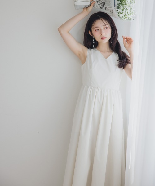 Petitjo（プッチージョ）の「小さいサイズ　Vネックギャザーワンピース　低身長さん・小柄女性（ワンピース・レディース・アイボリー/ブラック・PSS/PS/PM/PL）」の13枚目の写真