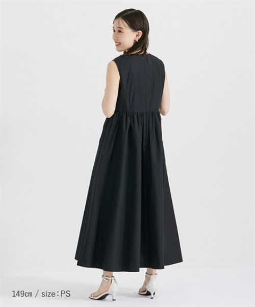 Petitjo（プッチージョ）の「小さいサイズ　Vネックギャザーワンピース　低身長さん・小柄女性（ワンピース・レディース・アイボリー/ブラック・PSS/PS/PM/PL）」の18枚目の写真