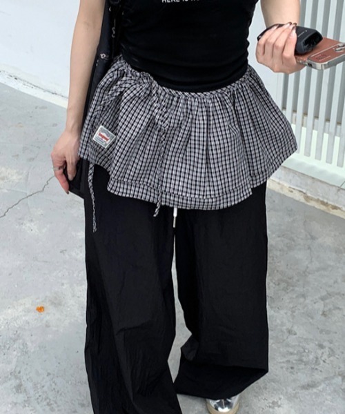 Vipoa（ヴィポア）の「チェックカーテンレイヤードスカート（スカート・レディース・ブラック/カーキ/ライトブルー/ブルー/レッド・FREE）」の9枚目の写真