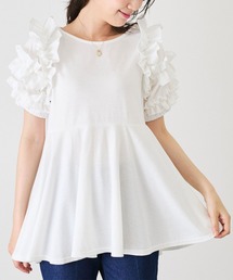 袖フリルTシャツ