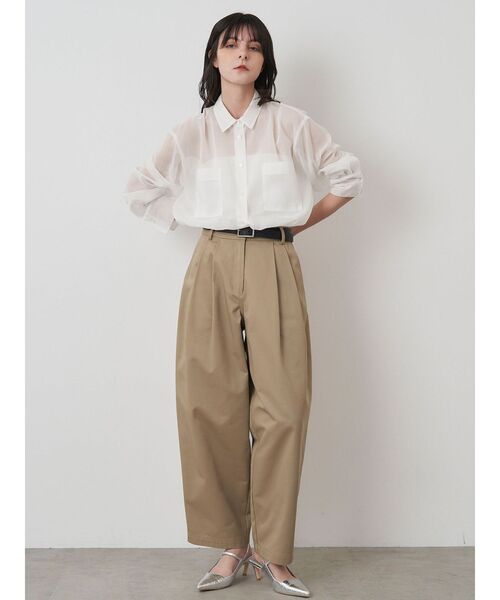 ELENDEEK（エレンディーク）の「オーバーサイズシアーシャツ（シャツ/ブラウス・レディース・ベージュ/オフホワイト/ブラック・FREE）」の18枚目の写真