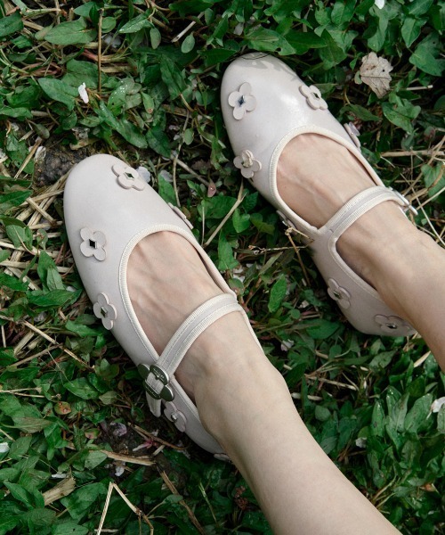 X MINJUKIM] FLORAL PATCH MARYJANES（バレエシューズ）｜ROCKFISH