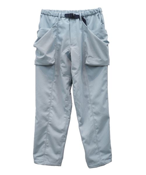 TROVE（トローヴ）の「TROVE x 岡部文彦 / 8 POCKET CARGO PANTS EASY 刈（カーゴパンツ・メンズ・ブラック/ライトブルー・2/3）」の5枚目の写真