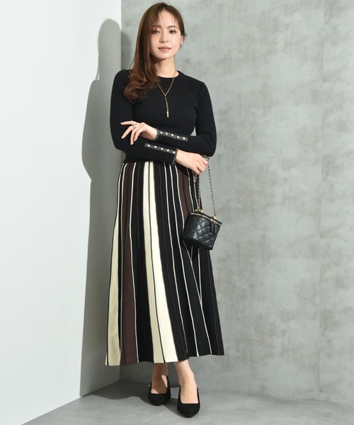 INTERPLANET（インタープラネット）の「配色プリーツニットスカート（スカート・レディース・ブラック/ブルー/グレー・FREE）」の16枚目の写真