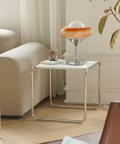 ミッドセンチュリースクエアミニテーブル（家具）｜Made in I（メイド