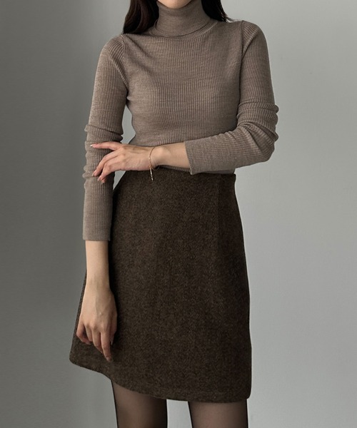 Louere（ルエレ）の「ヘリンボーンテーラードジャケット＋ミニ