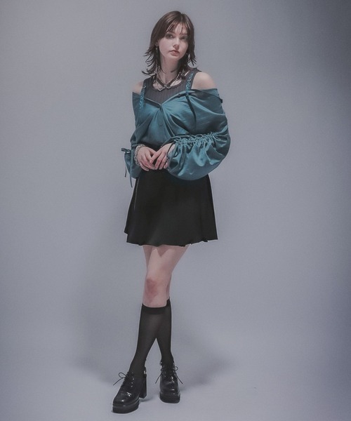 HARE(ハレ)の「2WAYイソザイオフショルシャツ(HARE)(シャツ/ブラウス・レディース・ブラック/グリーン・FREE)」の6枚目の写真