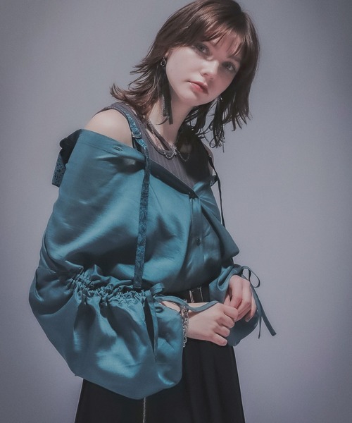 HARE(ハレ)の「2WAYイソザイオフショルシャツ(HARE)(シャツ/ブラウス・レディース・ブラック/グリーン・FREE)」の22枚目の写真