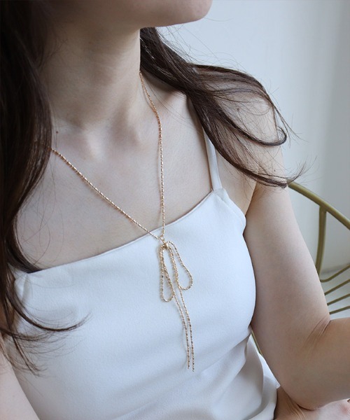 Pierrot(ピエロ)の「チェーンリボンネックレス(ネックレス・レディース・ゴールド/シルバー・FREE)」の1枚目の写真