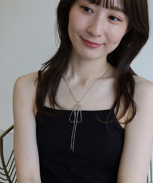 Pierrot(ピエロ)の「チェーンリボンネックレス(ネックレス・レディース・ゴールド/シルバー・FREE)」の9枚目の写真