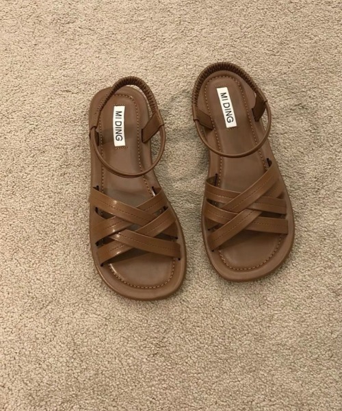 Ritzy(リッツィー)の「クロス編み込みデザインフラットサンダル(サンダル・レディース・ブラック/ブラウン/ホワイト・22.5/23/23.5/24/24.5/25)」の5枚目の写真
