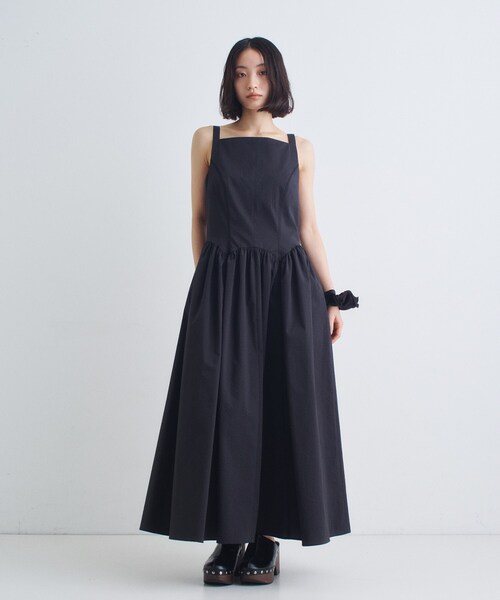 CODE A（コードエー）の「gathers drama dress（ワンピース・レディース・ネイビー系1/ホワイト/ブラック・38/36）」の10枚目の写真
