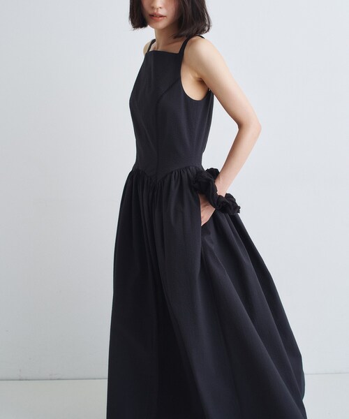 CODE A（コードエー）の「gathers drama dress（ワンピース・レディース・ネイビー系1/ホワイト/ブラック・38/36）」の12枚目の写真