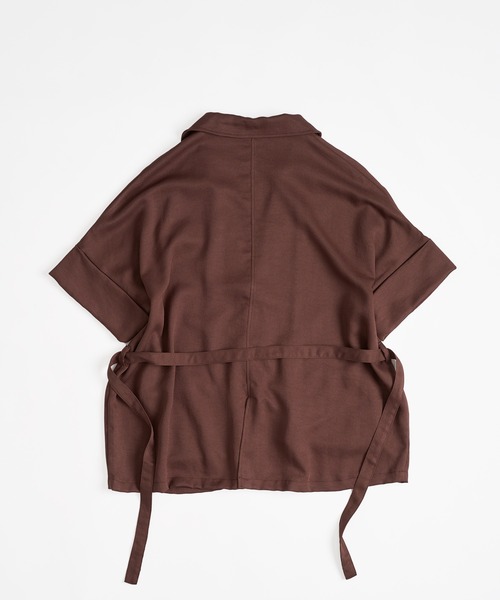 MUHET(ミュエータ)の「loose half sleeve tailored jacket / ルーズ半袖テーラードジャケット(テーラードジャケット・レディース・ベージュ/ブラック/ブラウン・FREE)」の16枚目の写真