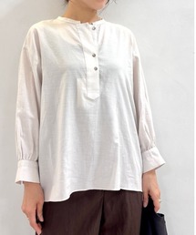【TORY BURCH】新品タグ付き　スキッパーシャツブラウス　ホワイト　2 TORY BURCH】新品タグ付きスキッパーシャツブラウスホワイト2