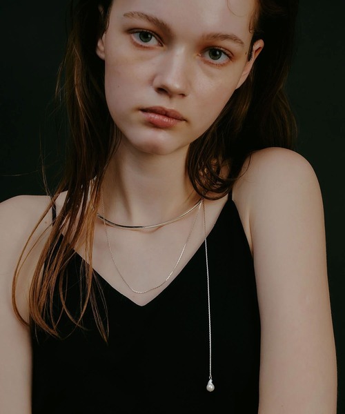 loni(ロニ)の「(loni)Bud multiway pearl choker(チョーカー・レディース・シルバー/ゴールド・ONE SIZE)」の14枚目の写真