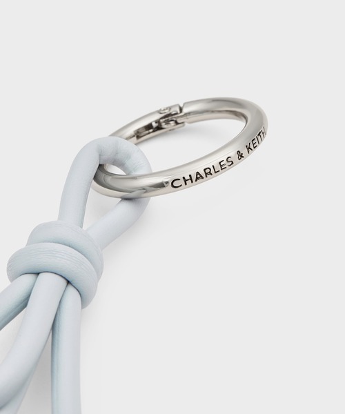 CHARLES & KEITH(チャールズ & キース)の「ビーズ コードノットチャーム(キーケース/キーアクセサリー・レディース・ピンク/ブルーグラス/スミクロ/シルバー系その他・FREE)」の15枚目の写真
