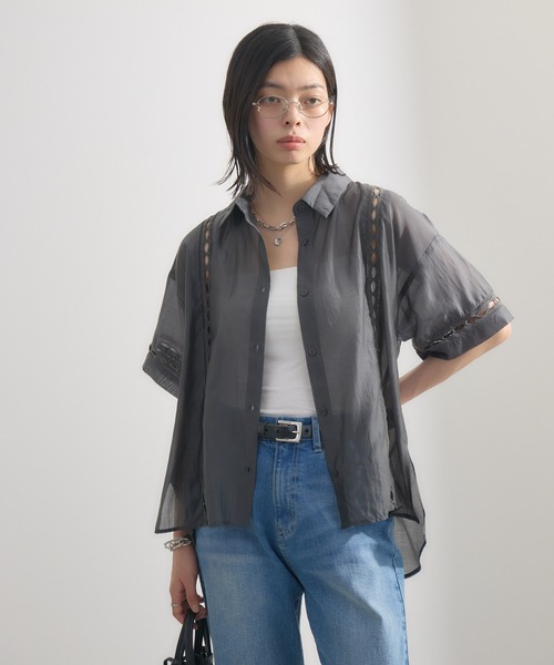 Paradise Picnic（パラダイスピクニック）の「梯子レースブラウス（シャツ/ブラウス・レディース・グレイッシュベージュ/チャコールグレー・FREE）」の9枚目の写真