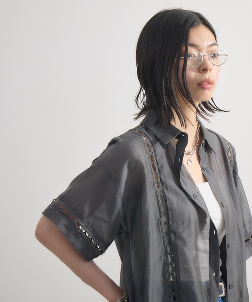 Paradise Picnic（パラダイスピクニック）の「梯子レースブラウス（シャツ/ブラウス・レディース・グレイッシュベージュ/チャコールグレー・FREE）」の10枚目の写真