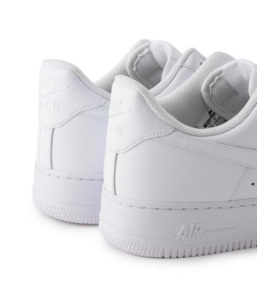 NIKE(ナイキ)の「<NIKE(ナイキ)> AIR FORCE Ⅰ 07/スニーカー¨◆(スニーカー・メンズ・ホワイト/ブラック・26cm/26.5cm/28cm/27.5cm/27cm)」の8枚目の写真