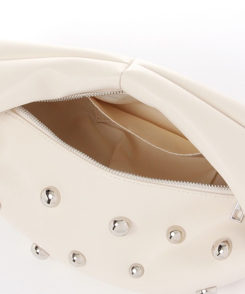 BAYFLOW（ベイフロー）の「スタッズワンハンドルバッグ（ハンドバッグ・レディース・アイボリー/ブラック/キャメル・FREE）」の7枚目の写真