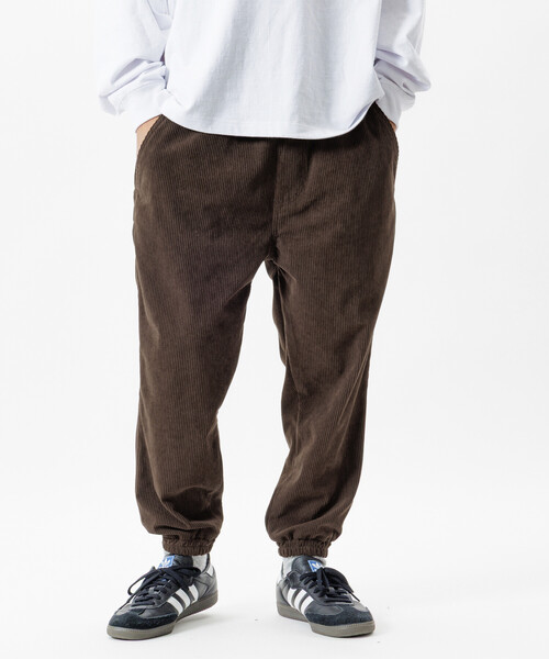 セール】限定展開 コーデュロイ イージージョガーパンツ（その他パンツ