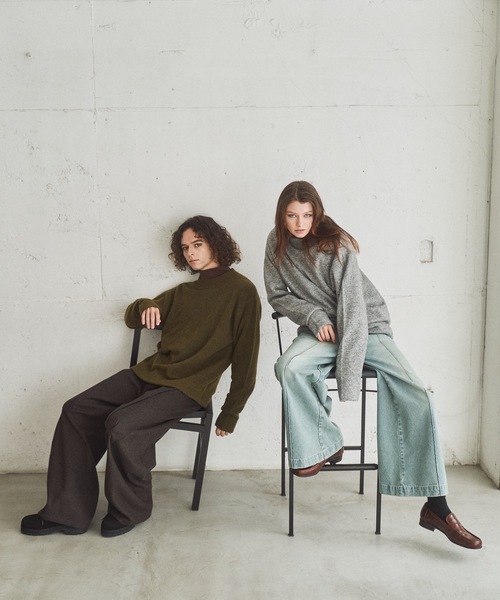 CASPER JOHN（キャスパージョン）の「Alpaca wool mix sweater / アルパカウールミックスセーター（ニット/セーター・メンズ・ワインレッド/グレー/カーキ/ブラック/ブラウン/ホワイト・X-SMALL/LARGE/MEDIUM/SMALL）」の8枚目の写真