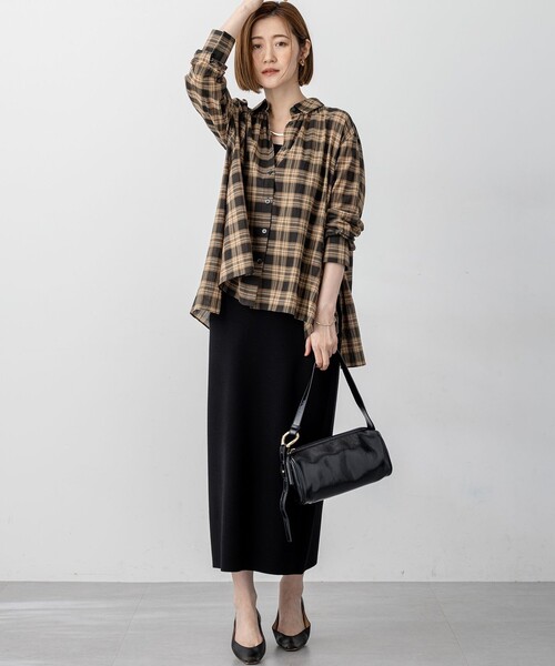 23区（ニジュウサンク）の「【WEB&一部店舗限定】シアーコットン チェック シャツ（シャツ/ブラウス・レディース・ベージュ系3・32）」の9枚目の写真