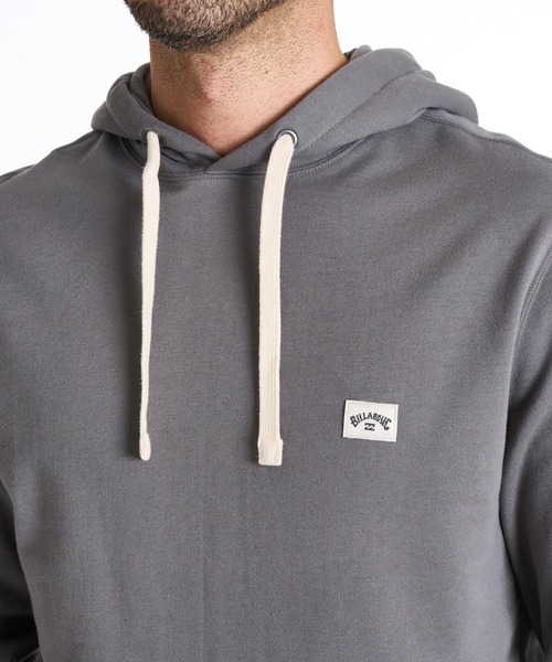 BILLABONG(ビラボン)の「BILLABONG メンズ 24A411501-ALL DAY PULLOVER パーカー 【2025年秋冬モデル】/ビラボンカンガルーポケットプルオーバーパーカー・フーディー(パーカー・メンズ・グリーン系その他/チャコール・MEDIUM/X-LARGE/LARGE)」の4枚目の写真