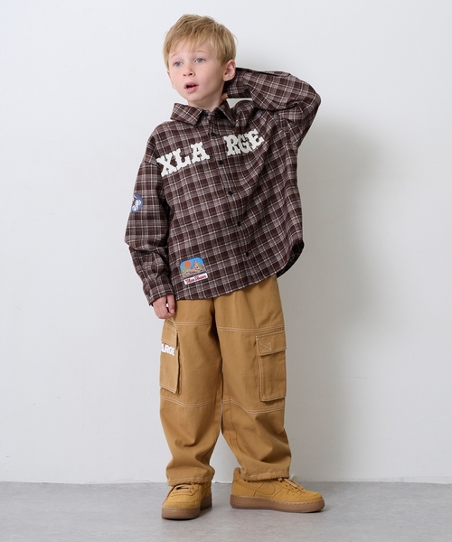 XLARGE KIDS（エクストララージキッズ）の「カーゴパンツ（カーゴパンツ・キッズ・ブラック/ベージュ・130cm/140cm/110cm/120cm/90cm/100cm）」の2枚目の写真