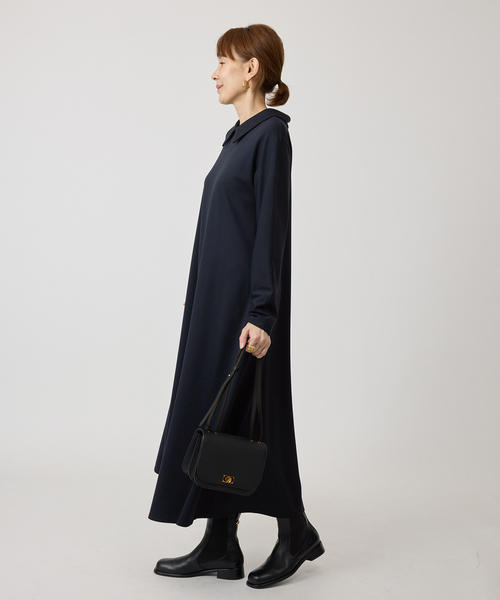 VERMEIL par iena（ヴェルメイユパーイエナ）の「2WAYロールカラーワンピース（ワンピース・レディース・ブラック/ネイビー・38/36）」の13枚目の写真