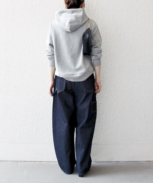 SHIPS any(シップス エニィ)の「【SHIPS any別注】THE KNiTS:〈洗濯機可能〉ロゴプリント フーディー パーカー(パーカー・レディース・グレー/ネイビー/ブラウン・ONE SIZE)」の5枚目の写真