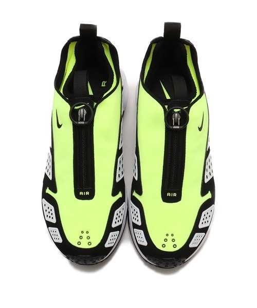NIKE（ナイキ）の「NIKE W AIR MAX SNDR / ナイキ ウィメンズ エア マックス SNDR 【SP】（スニーカー・レディース・イエロー・22.0cm/23.0cm/23.5cm/24.0cm/24.5cm/25.0cm/25.5cm/26.0cm/26.5cm/27.0cm/27.5cm/28.0cm/28.5cm/29.0cm）」の2枚目の写真