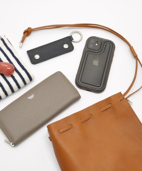 blancle（ブランクレ）の「blancle SMOOTH ZIP DRAWST M（ショルダーバッグ・レディース・タン/ピンク/ブラック・FREE）」の6枚目の写真