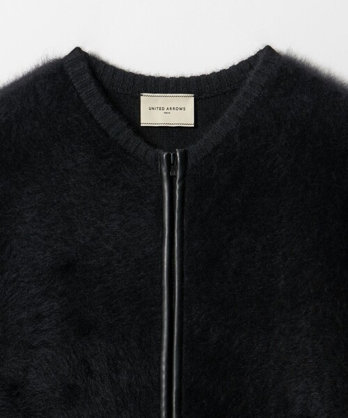 UNITED ARROWS（ユナイテッドアローズ）の「フォックスカシミヤ トリムコンビ カーディガン（カーディガン/ボレロ・レディース・ブラック/オフホワイト・FREE）」の5枚目の写真