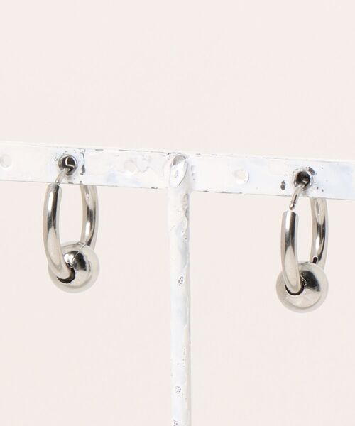 B.I.D.(ビーアイディー)の「《Bz》ボールフープリングペアピアス/メンズ/両耳用(LEY)(ピアス(両耳用)・メンズ・シルバー・FREE)」の5枚目の写真