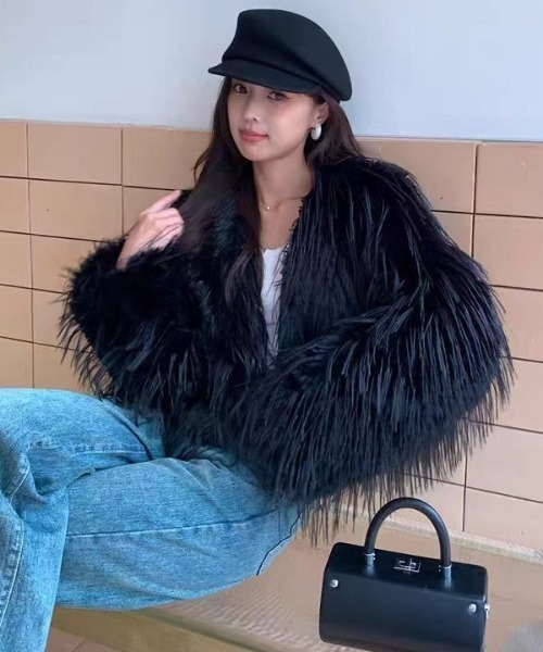 セール】短丈ノーカラーフェイクファージャケット（長毛フェイクファー