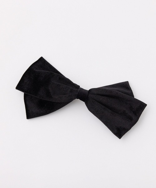 one after another NICE CLAUP（ワンアフターアナザーナイスクラップ）の「【Latini】ベロアクリップリボン（バレッタ/ヘアクリップ・レディース・アイボリー/ブラック・FREE）」の2枚目の写真