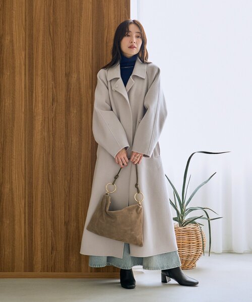 La boutique BonBon（ラブティックボンボン）の「【オウレンティ】スエードダブルハンドルバッグ（トートバッグ・レディース・グレー系その他・FREE）」の9枚目の写真