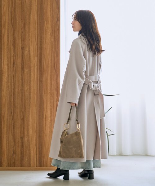 La boutique BonBon（ラブティックボンボン）の「【オウレンティ】スエードダブルハンドルバッグ（トートバッグ・レディース・グレー系その他・FREE）」の11枚目の写真