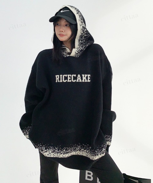 Dalfwin(ダールフィン)の「韓国ファッション RICECAKE粉雪グラデニットフーディー(ニット/セーター・レディース・ホワイト/ブラック・FREE)」の14枚目の写真